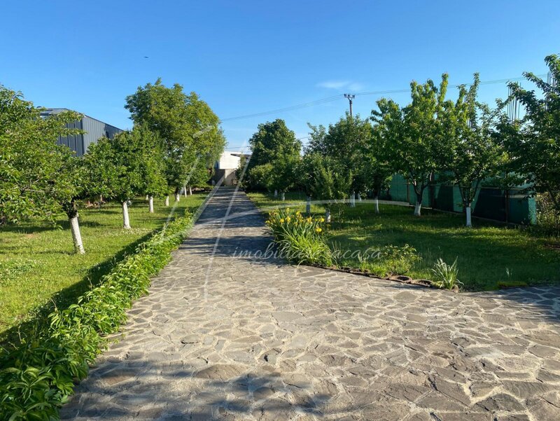 Balotesti, Ion Lahovari, mobilata si utilata complet